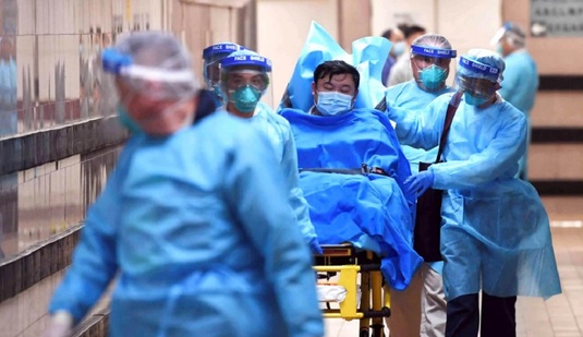 Chinezii vin cu o variantă şoc pentru apariţia coronavirusului. N-ar fi fost apărut în China, ci ar fi fost importat din alte ţări: ”Pandemia n-a început la Wuhan”