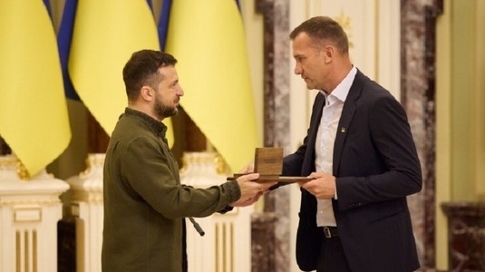 Şevcenko a fost primit de Zelenski! A primit distincţia de “Legendă naţională a Ucrainei”, alături de alţi opt ucraineni