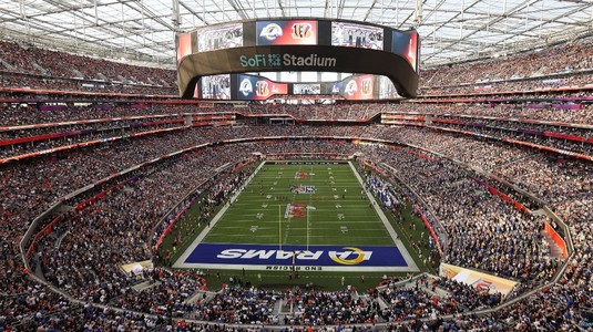 Super Bowl a rupt audienţele în SUA. Meciul thriller câştigat de LA Rams a înregistrat cifre impresionante