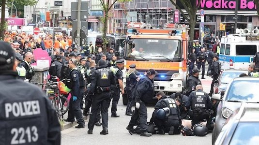 VIDEO | Incident şocant la Hamburg, înainte de Polonia - Olanda! Un bărbat a fost ucis de Poliţie, după ce a ameninţat forţele de ordine cu un topor