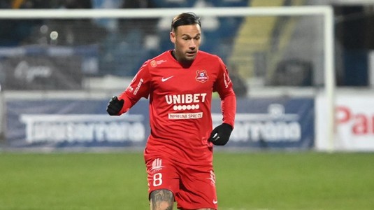 OFICIAL | Alessandro Murgia, drum liber spre echipa din play-off. Mijlocaşul italian s-a despărţit de FC Hermannstadt