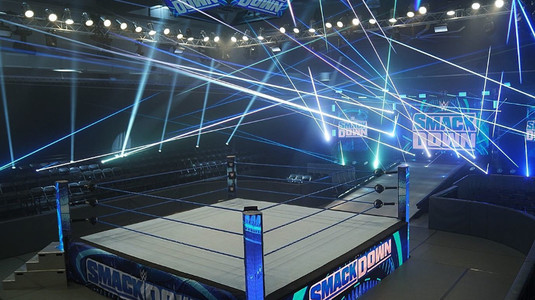 LIVE ONLINE | Moment istoric în WWE. SmackDown, primul show fără spectatori. Duminică, ora 23:00, pe TS 3 şi telekomsport.ro