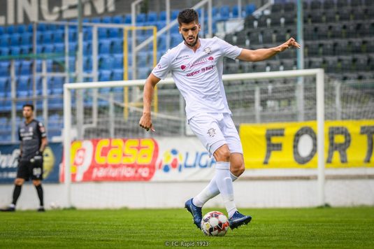 Fotbalist de la Rapid Bucureşti, depistat pozitiv cu coronavirus. Cât timp va absenta