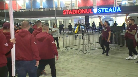VIDEO | Fanii Rapidului au ajuns în Ghencea pentru derby-ul cu Steaua. Ce asistenţă este aşteptată la meciul din Cupa României