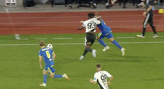 LIVE VIDEO U Cluj - Petrolul, ACUM, pe orangesport.ro. Nistor trimite mingea din afara careului
