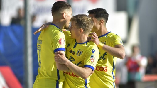 OFICIAL | "Contract până în 2027". Două mutări importante reuşite de Petrolul după înfrângerea cu FCSB