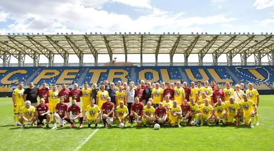 Petrecere ca-n filme în Ploieşti după câştigarea Cupei României: "N-am mai văzut aşa ceva. Se urcau oamenii pe autocar"