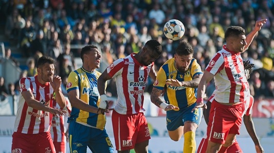 LIVE VIDEO Petrolul - UTA, ACUM, pe Orangesport.ro. Desfăşurare dramatică! Alin Roman a ratat un penalty, arădenii au avut două goluri anulate