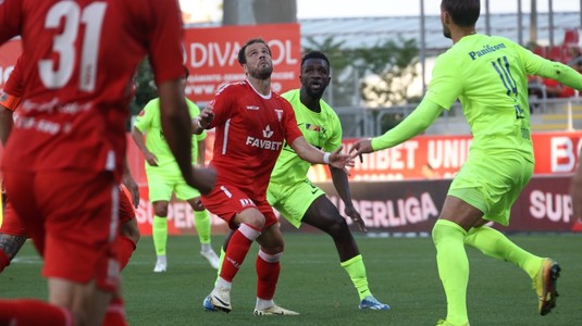 VIDEO | UTA Arad - Poli Iaşi, 0-0. Remiză fără goluri la Arad între Rednic şi Săndoi