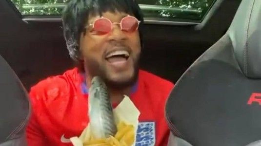 VIDEO: Patrice Evra a dat verdictul şi a dezvăluit cine va câştiga EURO! "Ultima dată când a reuşit ceva, dinozaurii încă trăiau!"