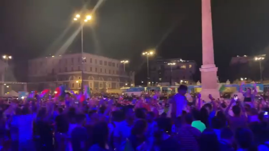 VIDEO | Momente superbe în Roma! Fanii au ieşit pe străzi după ce Italia s-a calificat în finala EURO 2020