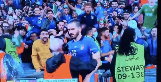 VIDEO Fază monumentală la EURO. Leonardo Bonucci a fost confundat cu un fan :)