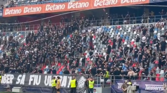 FOTO | Fanii de la CSA Steaua au năvălit în Ghencea, la FCSB - Corvinul! Confruntare oprită de forţele de ordine: "Au forţat"