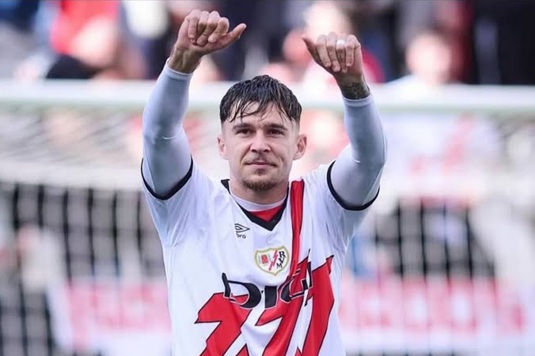 ”Istoric. Rayo a cucerit Europa”. Raţiu şi colegii săi, ”răsfăţaţi” cu laudele spaniolilor după calificarea în finala Conference League
