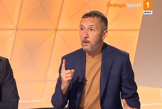 EXCLUSIV | "De ce nu l-au chemat dacă avem reluările astea? E o nebuloasă totală!". Al doilea penalty acordat de Kovacs a provocat stupoare în studioul Orange Sport