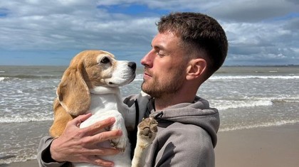 Aaron Ramsey, fost jucător la Arsenal, oferă 20.000 euro pentru informaţii care ar ajuta la găsirea câinelui său