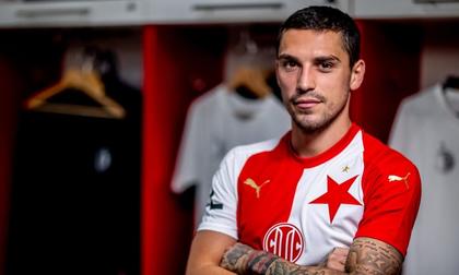 VIDEO | NICUŞOR STANCIU, FERICIT DUPĂ CALIFICAREA ÎN GRUPELE CHAMPIONS LEAGUE. „AM RENUNŢAT LA MULŢI BANI CA SĂ AJUNG AICI”. CINE SUNT REMARCAŢII SĂI DE LA CFR