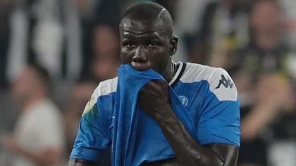 Koulibaly şi Llorente, indisponibili! Napoli - Barcelona, LIVE pe Look Plus, de la 22:00. Echipele probabile