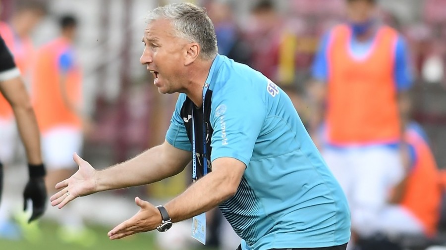 Petrescu, atac la jucătorii care s-au "ascuns" la 11 metri: "Nu au vrut să bată! Când mai ajung la penalty-uri, plec!"