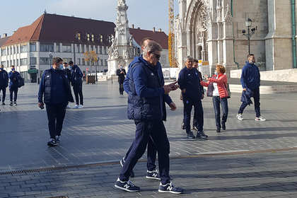 FOTO | Mircea Lucescu şi jucătorii lui Dinamo Kiev, impresionaţi de centrul istoric al Budapestei