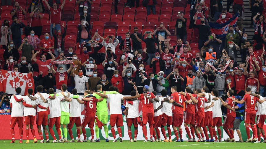 VIDEO | Atmosferă superbă la Moscova şi Kiev, în Liga Campionilor. Toată magia Champions League se vede în direct pe Look