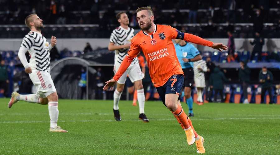 VIDEO: Basaksehir produce şocul zilei în Champions League şi o învinge pe Manchster United