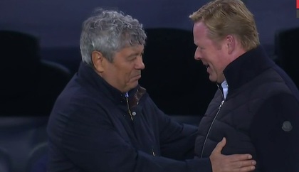 Dialogul purtat de Mircea Lucescu cu Ronald Koeman chiar pe gazon: "E o nebunie!" De ce i s-a plâns olandezul lui Il Luce