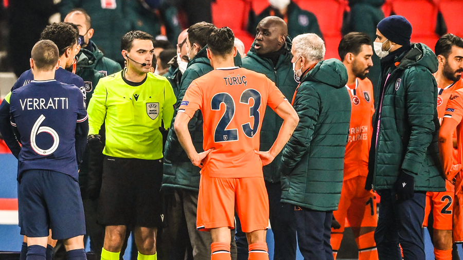 Presa internaţională a descifrat discuţia dintre Sebastian Colţescu şi Pierre Webo. Au fost implicaţi şi câţiva jucători, printre care şi Mbappe