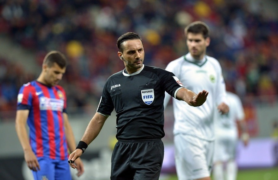 Toate tunurile pe Colţescu. Reacţiile contra arbitrului au continuat şi după PSG - Istanbul BB