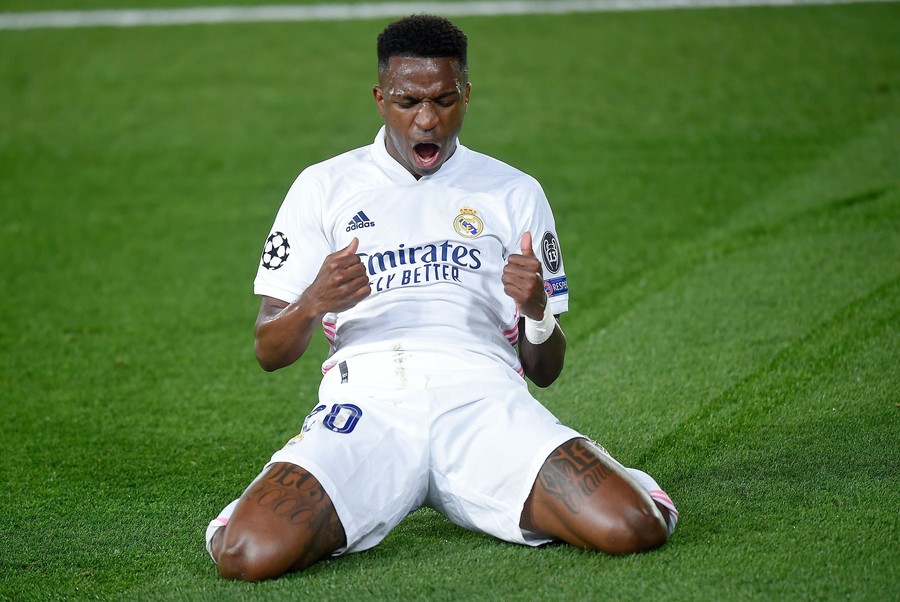 Vechiul Real s-a întors! VIDEO | Real Madrid - Liverpool 3-1, cu dublă Vinicius, şi "galacticii" devin favoriţi la calificarea în semifinale