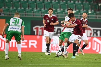 Cu Florin Niţă titular, Sparta Praga a pierdut cu Rapid Viena, deşi a condus cu 1-0. Rezultatele înregistrate în prima manşă a turului al doilea preliminar al Ligii Campionilor