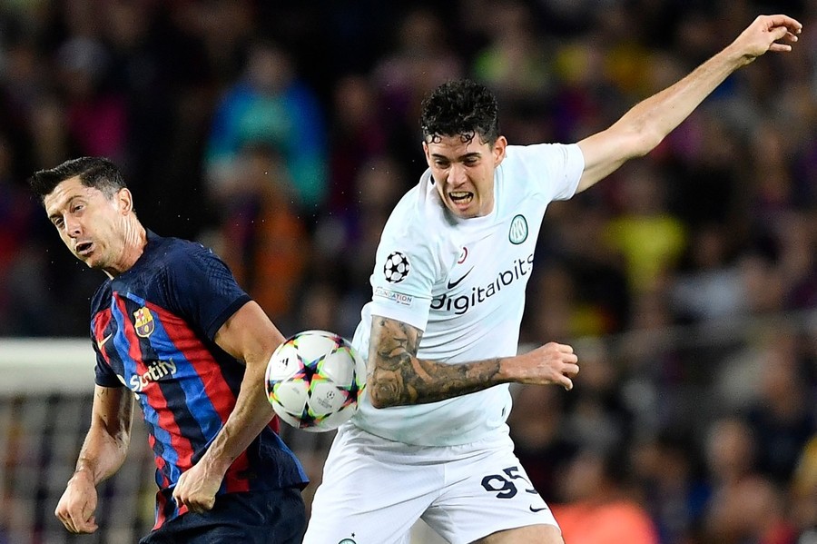 VIDEO | Show în Liga Campionilor la Prima Sport: Barcelona - Inter 3-3! Catalanii, aproape să fie eliminaţi pentru al doilea an la rând din grupele UCL. Liverpool a umilit Rangers! Bayern merge alături de Napoli şi Club Brugge în optimi