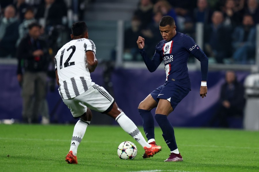 VIDEO | Faza grupelor Champions League s-a terminat! Juventus - PSG 1-2, cu Mbappe în zi mare. AC Milan s-a calificat în optimile UCL. Tătăruşanu a închis poarta ”diavolilor”
