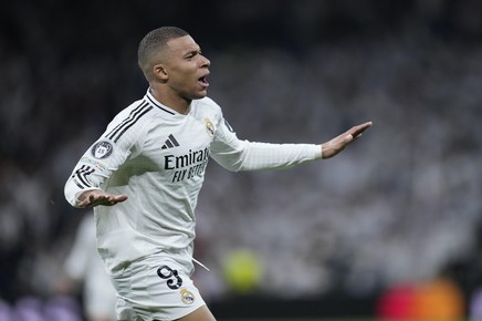 VIDEO | Real Madrid, start lansat cu City! Mbappe, gol de mare rafinament din afara careului