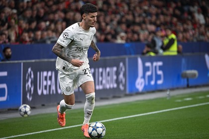 Presa din Olanda, laude pentru Dennis Man după primul meci ca titular în Champions League: „A fost startul de vis”