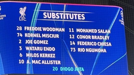 Gestul superb făcut de Eintracht Frankfurt la meciul cu Liverpool în memoria lui Diogo Jota