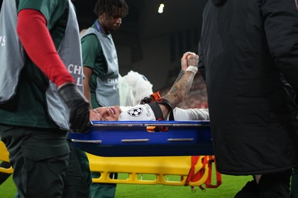 Atacantul Noa Lang va fi operat la Liverpool, după ce s-a tăiat la degetul mare al mâinii drepte