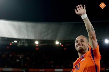 "Am vrut să sun la UEFA ca să anuleze meciul". Wesley Sneijder s-a plictisit îngrozitor în timpul partidei Arsenal - Atletico Madrid
