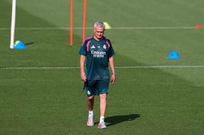Jose Mourinho, laude pentru Inter înainte de revederea cu Cristi Chivu: „Ambele echipe se vor lupta pentru câştigarea Ligii Campionilor”