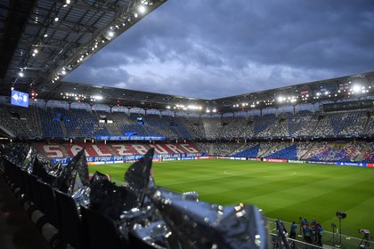 Meci amânat în Europa League, după o alertă de furtună. Când se joacă Salzburg - Eintracht Frankfurt