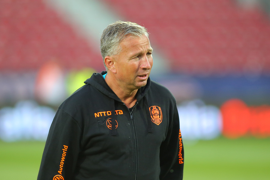 ”Nu am avut timp să ne antrenăm, am şapte jucători absenţi, nu am nici lot”. Dan Petrescu, foarte pesimist înainte de partida cu Roma
