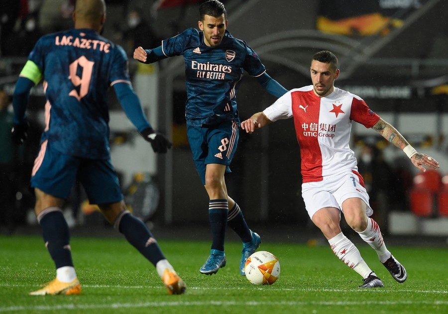 VIDEO | Repriză de coşmar pentru Stanciu! Românul a fost schimbat la pauza meciului Slavia Praga - Arsenal, în sferturile Europa League