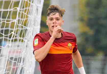 VIDEO | Seară magică pentru Nicola Zalewski! Tânărul polonez este cel mai tânăr marcator într-o semifinală Europa League, la debutul pentru AS Roma
