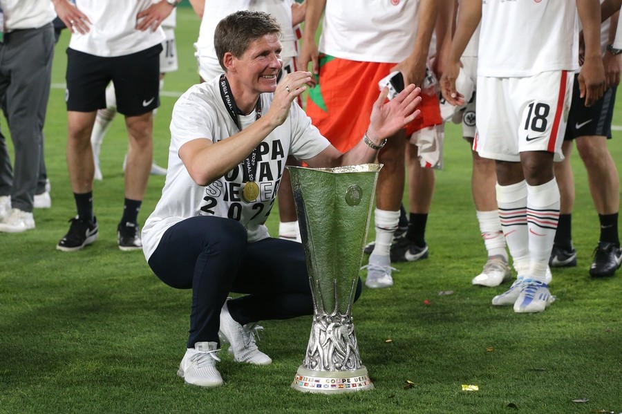 Oliver Glasner, reacţie sinceră după ce Eintracht Frankfurt a câştigat Europa League: ”Am câştigat trofeul, nu-mi vine să cred!”