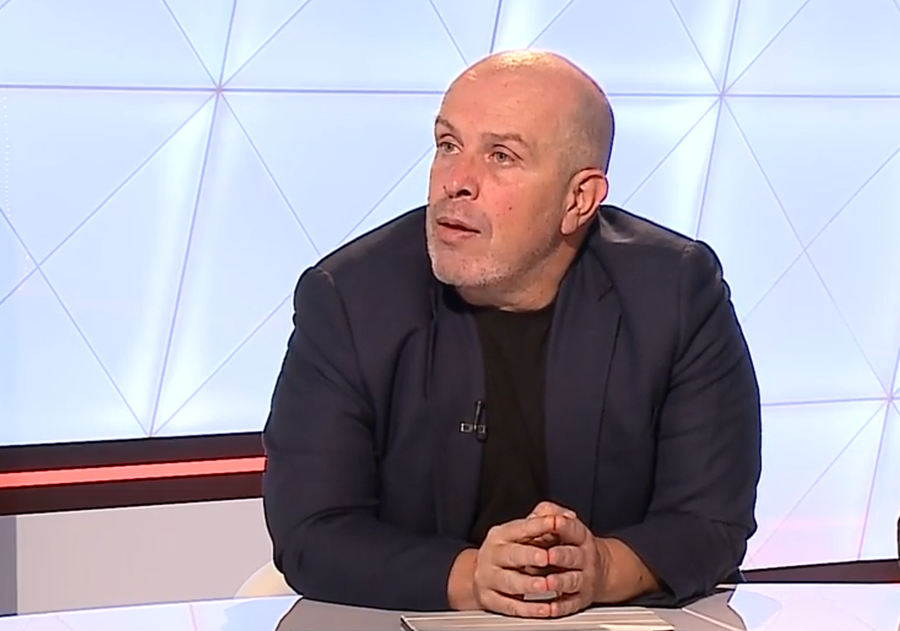 Bogdan Cosmescu, comentarii acide faţă de jucătorii lui Paksi după înfrângerea în faţa CFR-ului: ”Domnul care a intrat în minutul 70, nu pot să îi spun fotbalist. Noi râdeam de Budescu că e gras?” | VIDEO EXCLUSIV