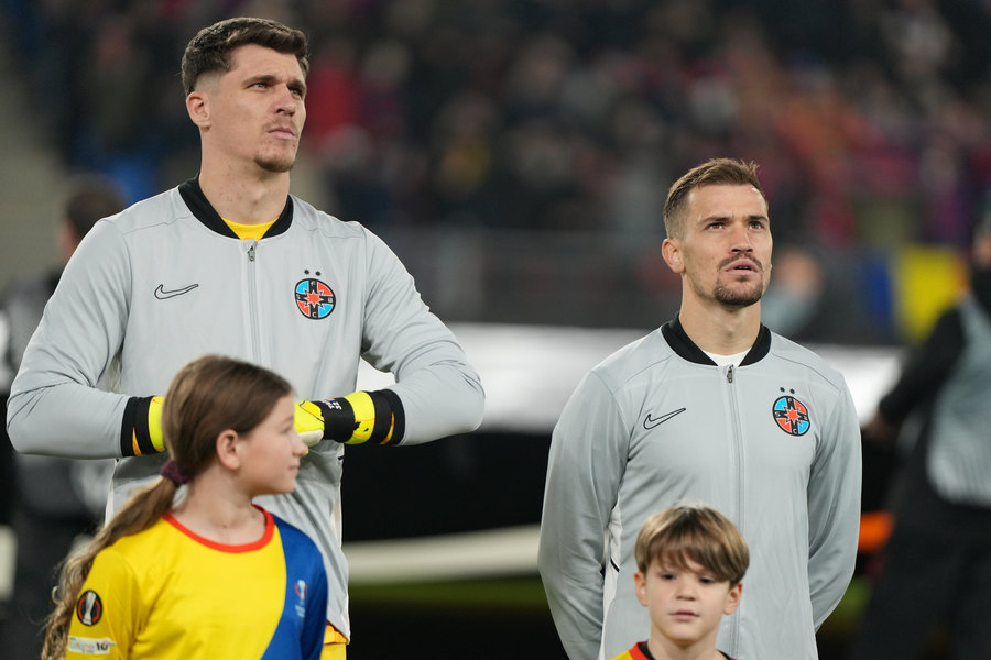 FA-BU-LOS! Darius Olaru o readuce la viaţă pe FCSB cu un euro-gol! 