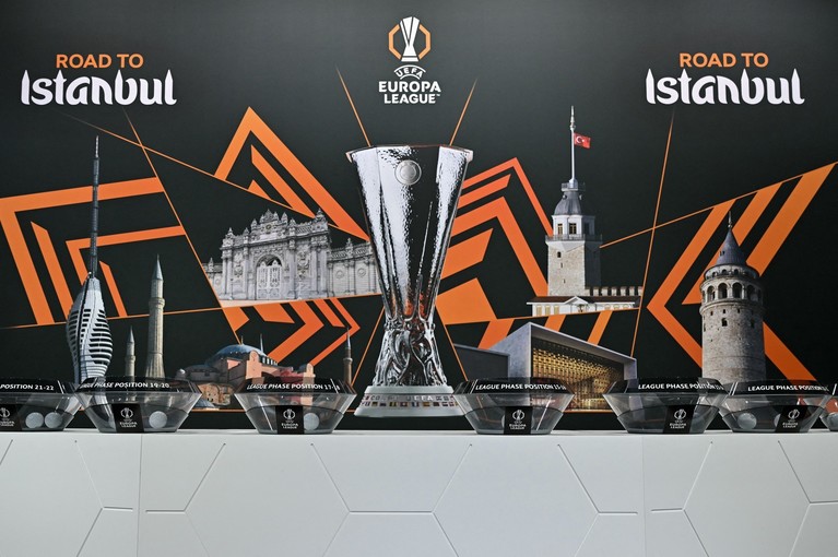 VIDEO | Spectacolul din Europa League se vede în direct la Prima Sport! PAOK şi Fenerbahce intră în scenă de la 19:45, Celtic şi Stuttgart de la 22:00