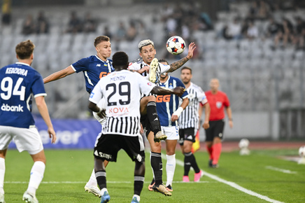VIDEO | "U" Cluj - Dinamo Kiev, LIVE pe Prima Sport 1 şi PrimaPlay.ro! Oaspeţii au două goluri anulate