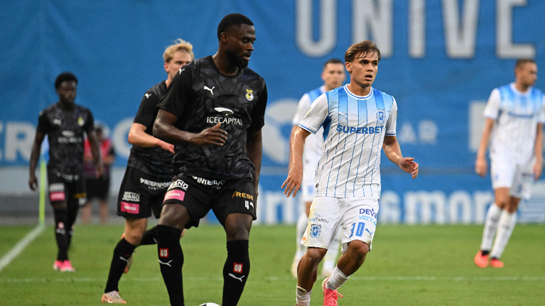 VIDEO | Universitatea Craiova - KuPS, LIVE pe Prima Sport 1 şi PrimaPlay.ro! Nsimba egalează din penalty