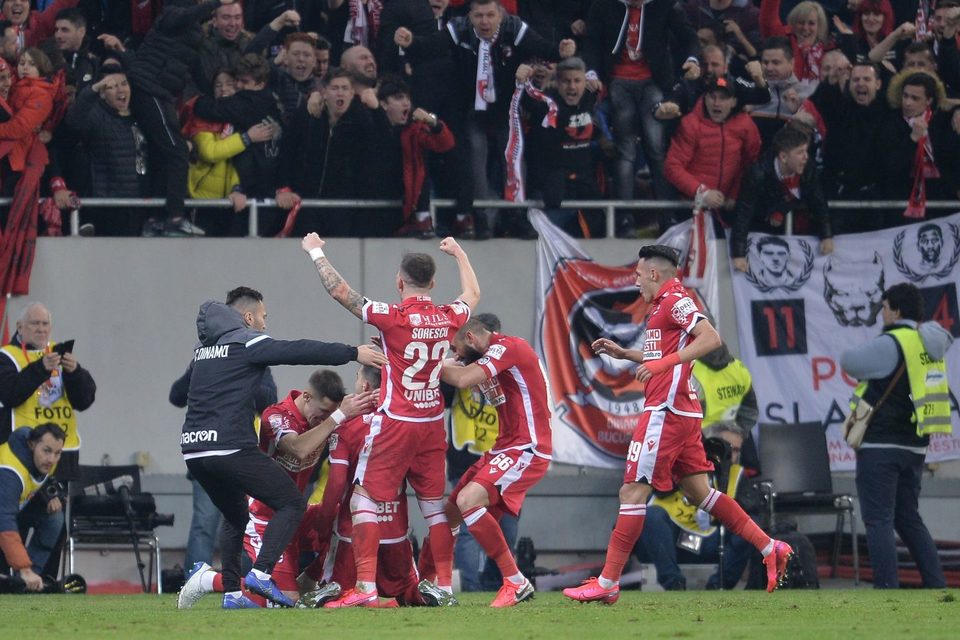 //i0.1616.ro/media/581/3142/38109/19388026/1/dinamo-2.jpg